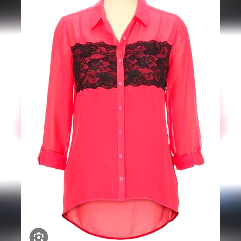 Maurices Coral blouse with black lace Inset 3/4 Or long sleeve Size XL Collared